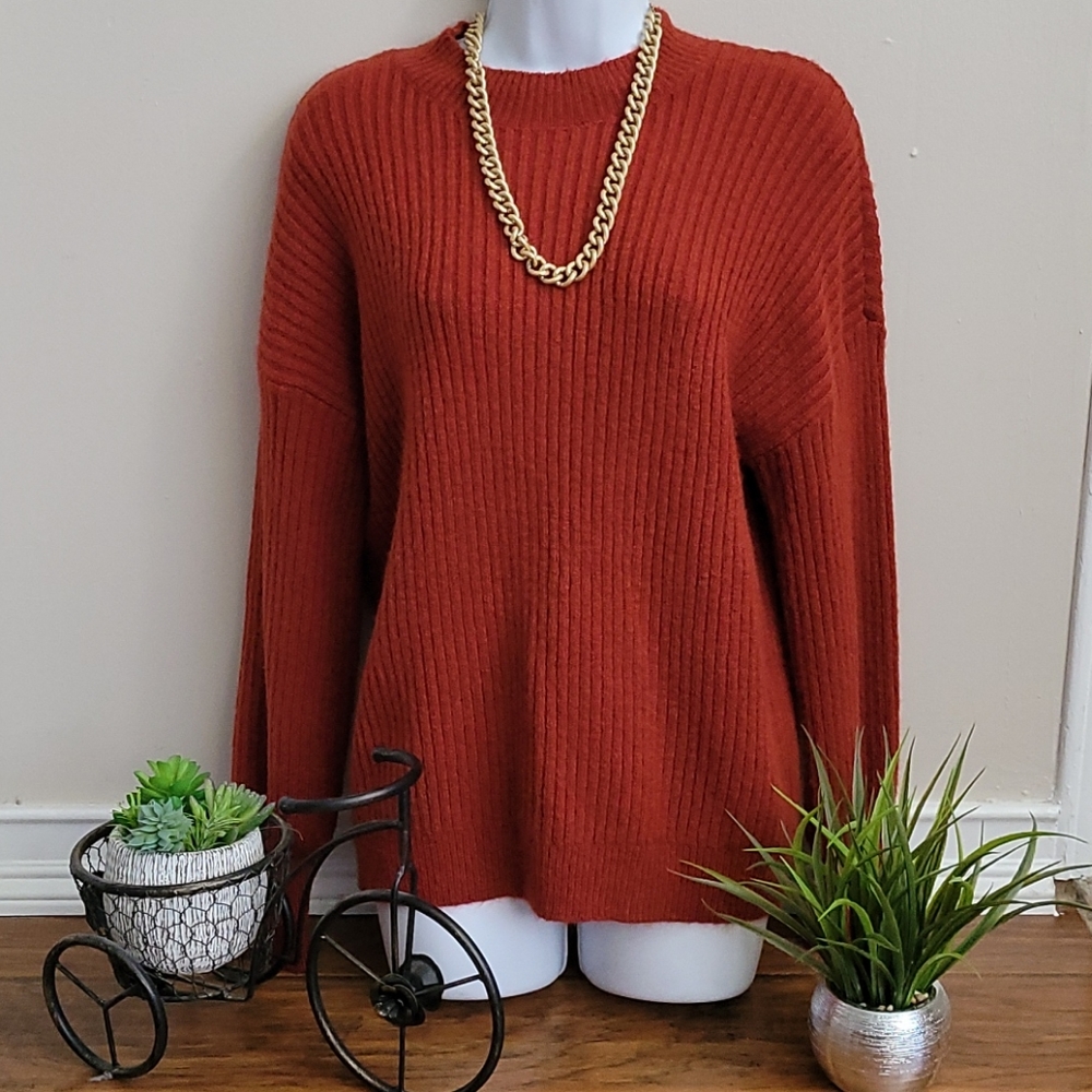 Forever 21 Oversized Sweater Size S